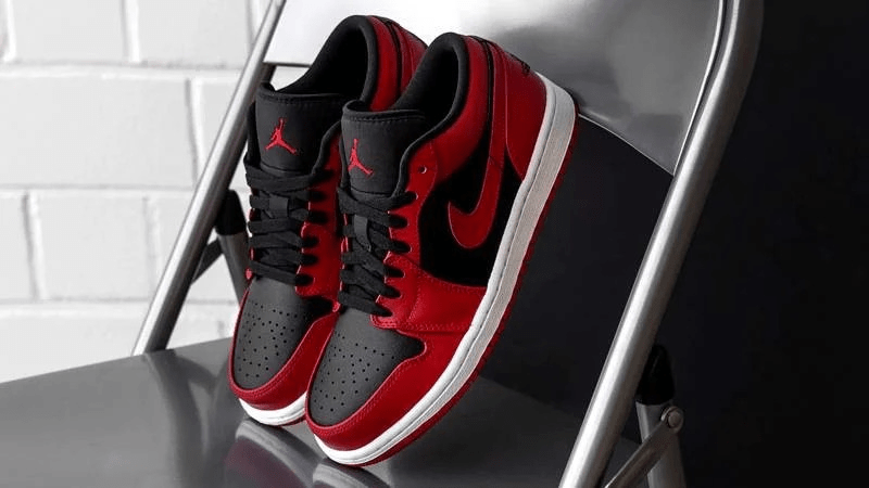 Giày Nike Air Jordan 1 Low GS 'Reverse Bred' 553560-605 - Ảnh 13