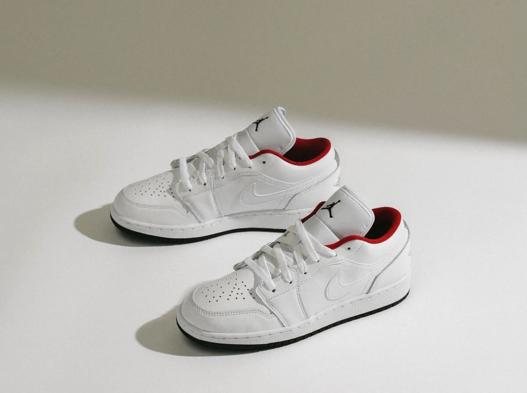 Giày Nike Jordan 1 Low 'White Gym Red Black (GS)' 553560-164 - Ảnh 4