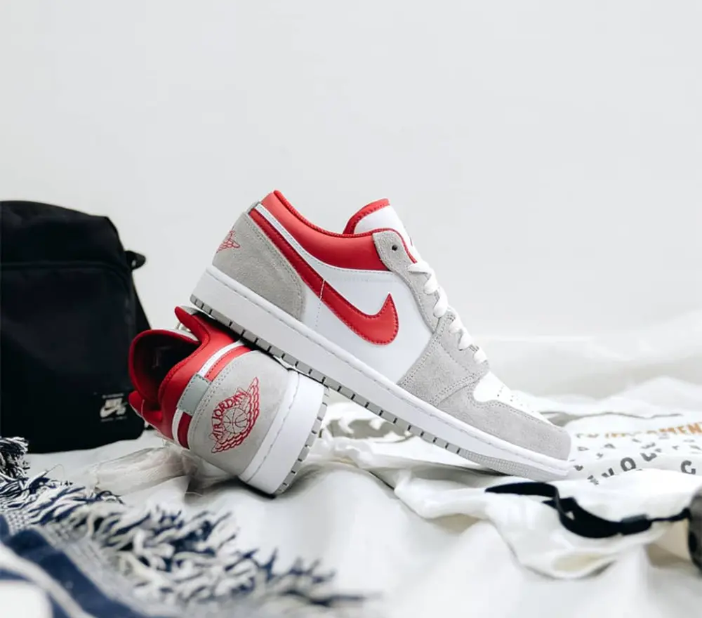 Giày Nike Air Jordan 1 Low SE 'Light Smoke Grey Gym Red' DC6991-016 - Ảnh 5