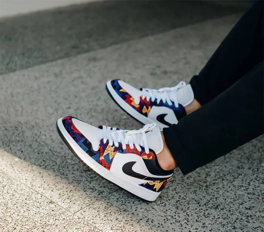 Alternative view of Giày Nike Air Jordan 1 Low SE 'Nothing But Net' CZ8659-100