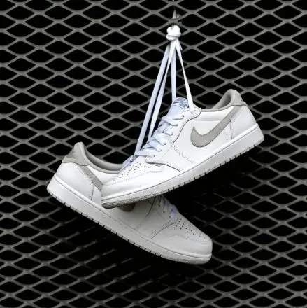 Giày Nike Air Jordan 1 Retro Low OG 'Neutral Grey' 2021 CZ0790-100 - Ảnh 7