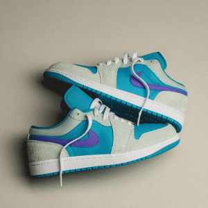 Alternative view of Giày Nike Air Jordan 1 Low 'Aquatone Concord' DX4334-300
