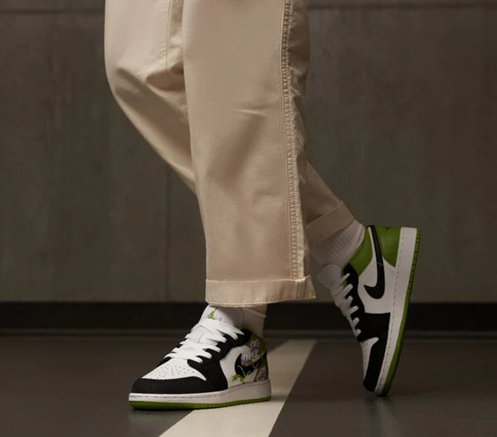 Giày Nike Air Jordan 1 Low SE 'Floral Vines' DQ8389-100 - Ảnh 5