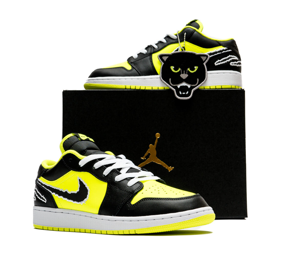 Giày Nike Jordan 1 Low SE GS 'Black Cat Volt ' DX6666-701 - Ảnh 3