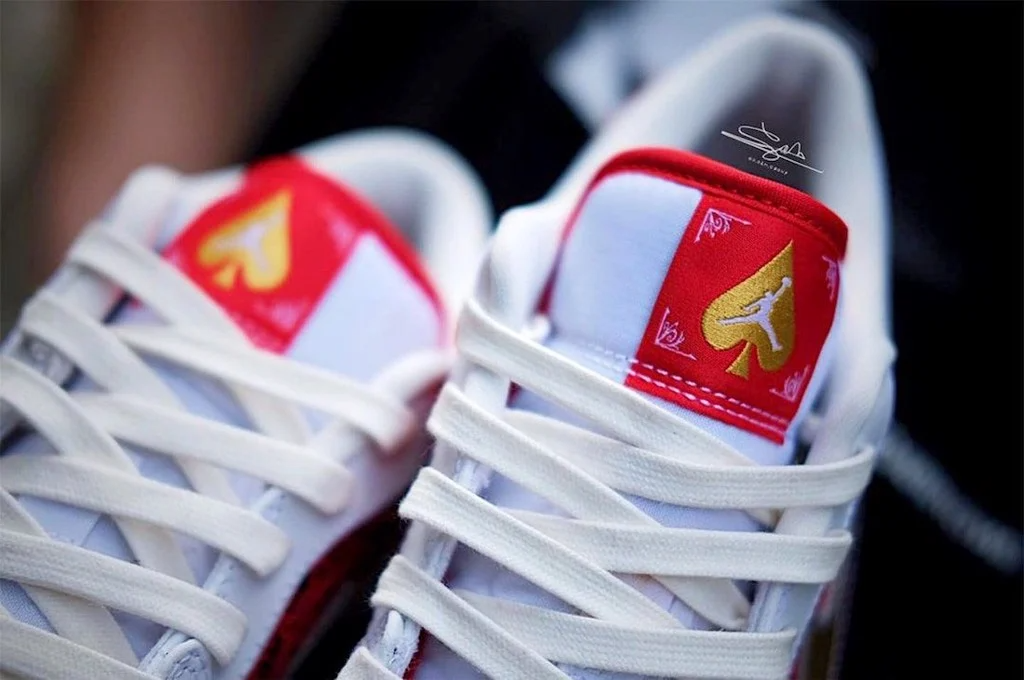 Giày Nike Air Jordan 1 Low Spades DJ5185-100 - Ảnh 3