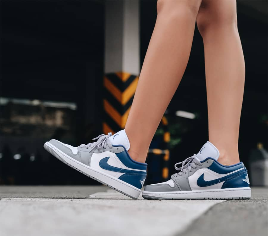 Giày Nike Air Jordan 1 Low 'French Blue' DC0774-042 - Ảnh 4