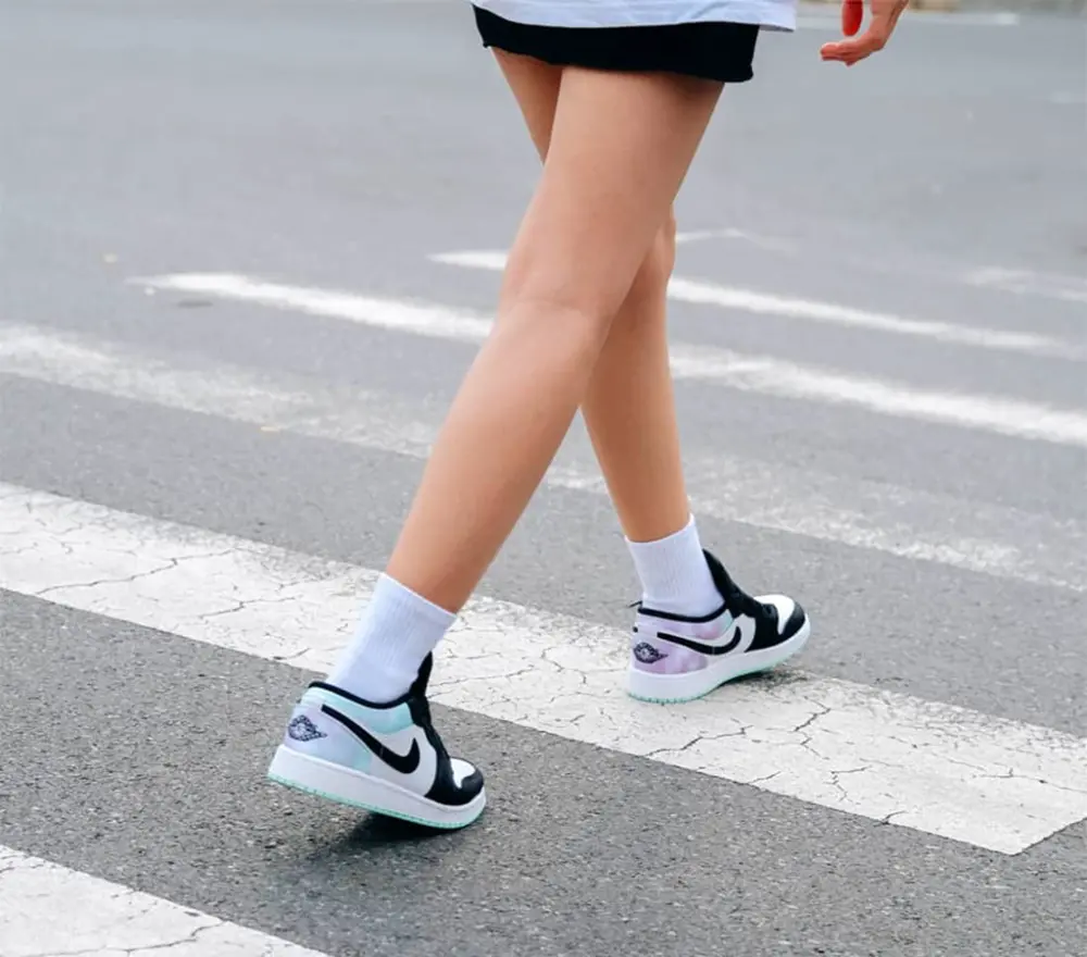 Giày Nike Air Jordan 1 Low SE 'White Black Tie Dye' DQ2514-100 - Ảnh 3