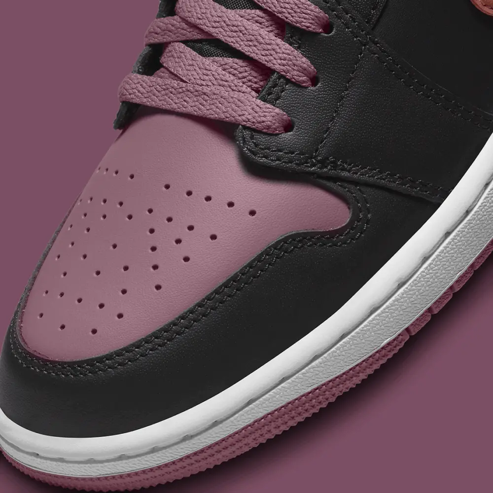 Giày Nike Air Jordan 1 Mid SE ‘Black Sky J Mauve’ FB9911-008 - Ảnh 7