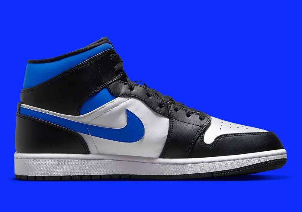 Alternative view of Giày Nike Air Jordan 1 Mid GS 'Game Royal' 554725-140