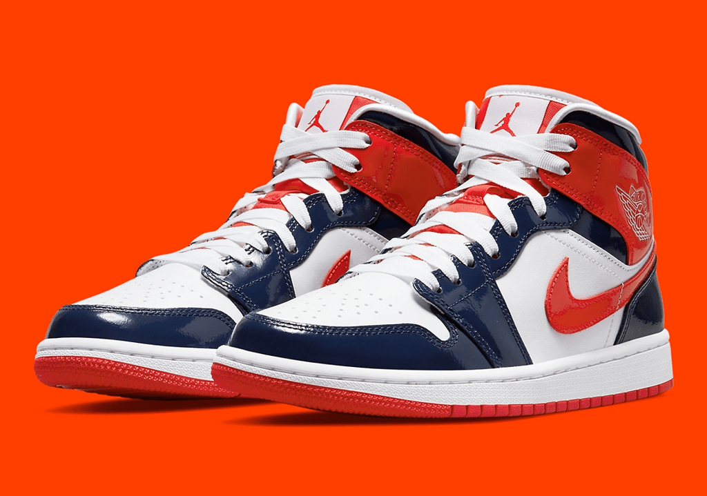 Giày Nike Wmns Air Jordan 1 Mid 'Champ Colors' DJ5984-400 - Ảnh 5