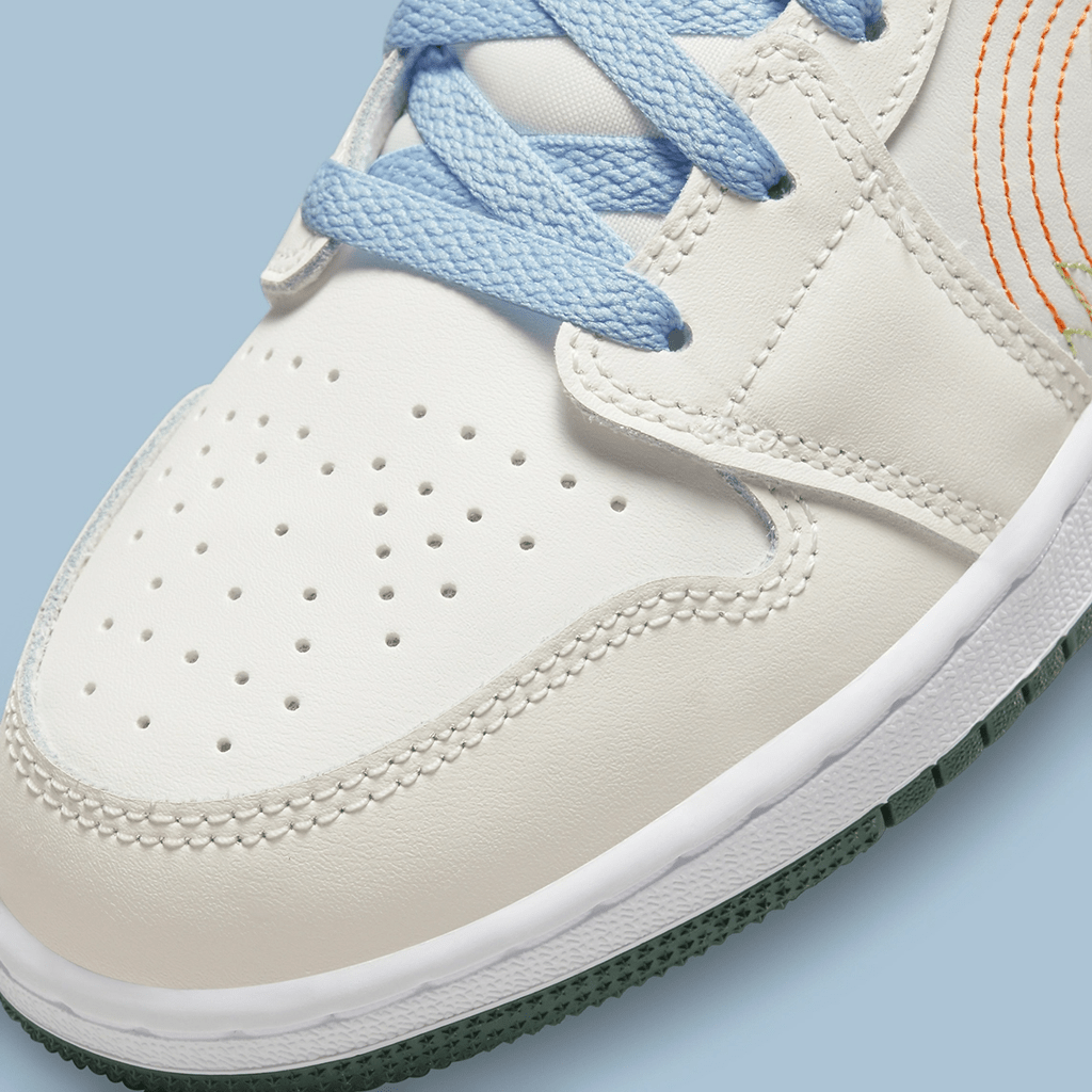 Giày Nike Air Jordan 1 Mid Stitch 'White Green Black' DX2462-100 - Ảnh 3