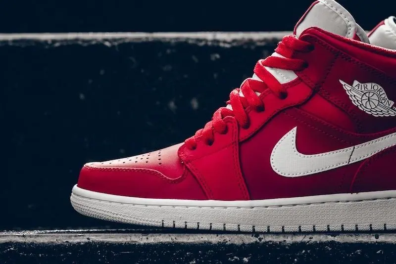 Giày Nike Air Jordan 1 Retro Mid 'Gym Red 2.0' 554724-600 - Ảnh 5