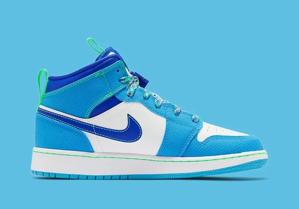 Alternative view of Giày Nike Air Jordan 1 Mid SE GS 'Sprite' DA8010-400