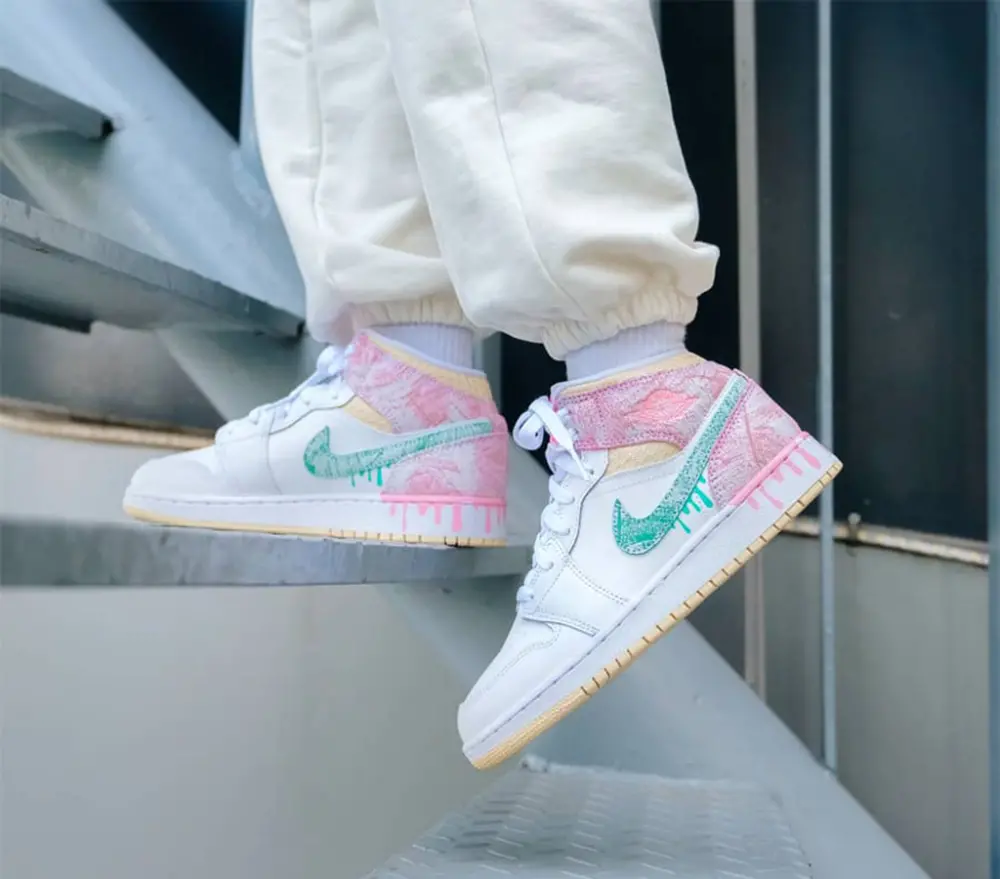 Giày Nike Air Jordan 1 Mid SE GS 'Paint Drip' DD1666-100 - Ảnh 5