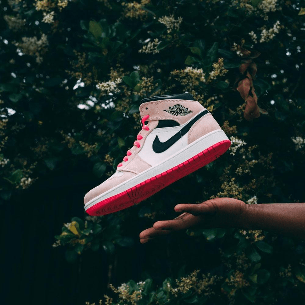 Giày Nike Air Jordan 1 Mid SE 'Crimson Tint' 852542-801 - Ảnh 3