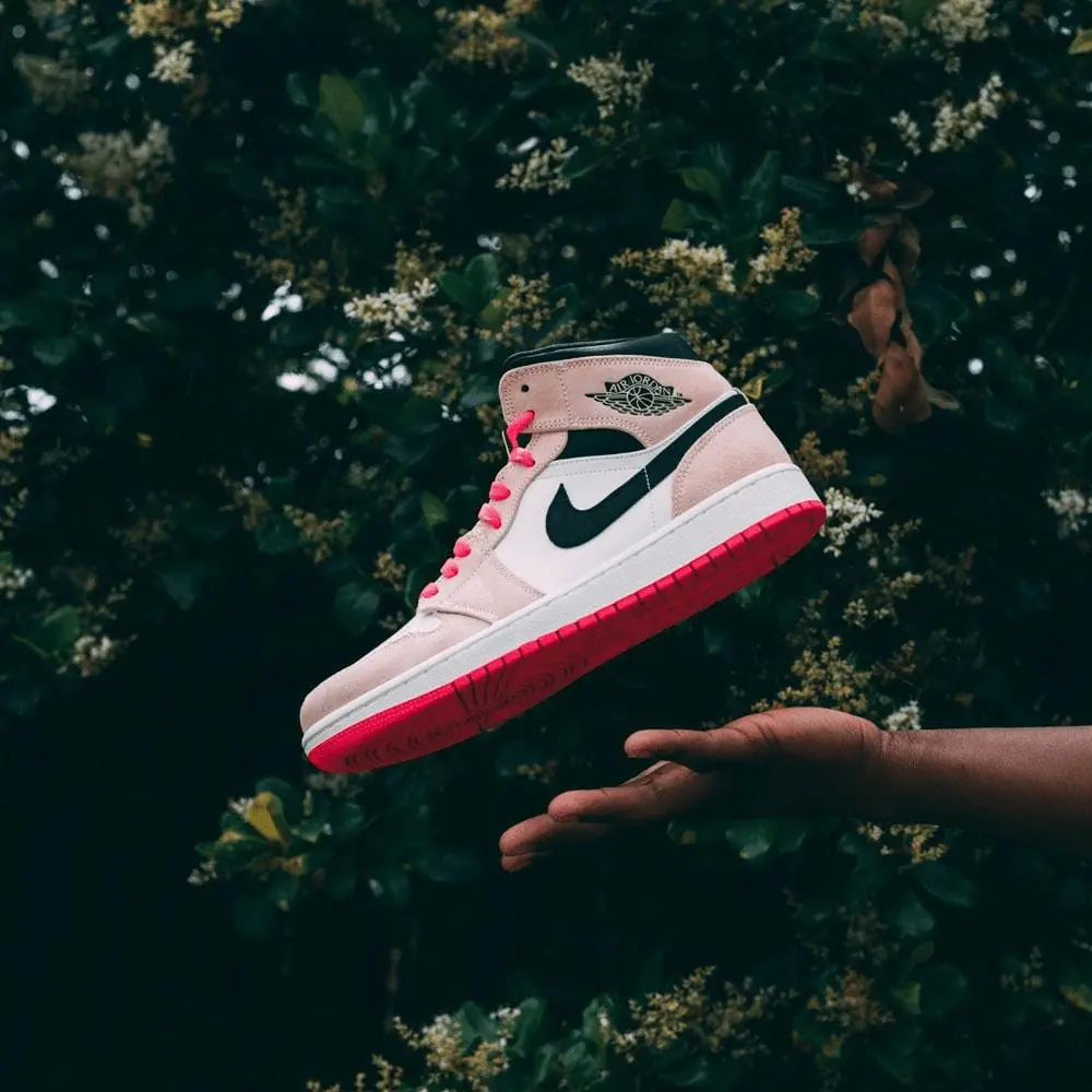 Giày Nike Air Jordan 1 Mid SE 'Crimson Tint' 852542-801 - Ảnh 3