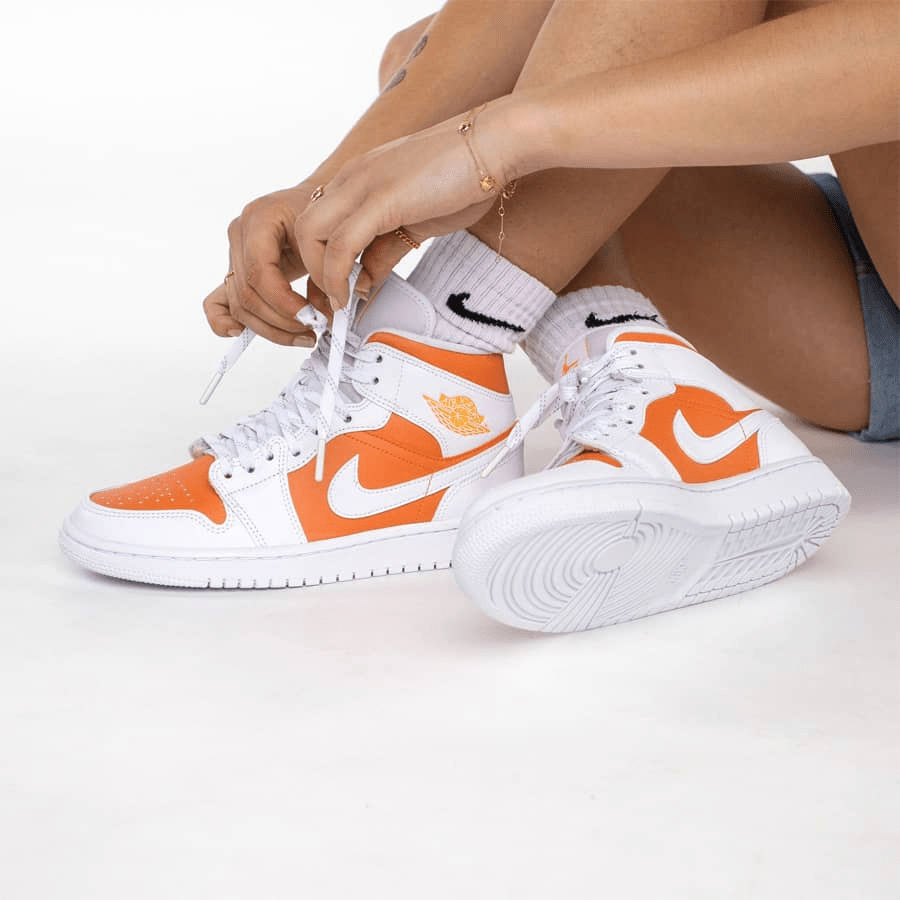 Giày Nike Wmns Air Jordan 1 Mid SE 'Bright Citrus' CZ0774-800 - Ảnh 4