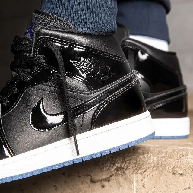 Alternative view of Giày Nike Air Jordan 1 Mid SE 'Space Jam' DV1337-004