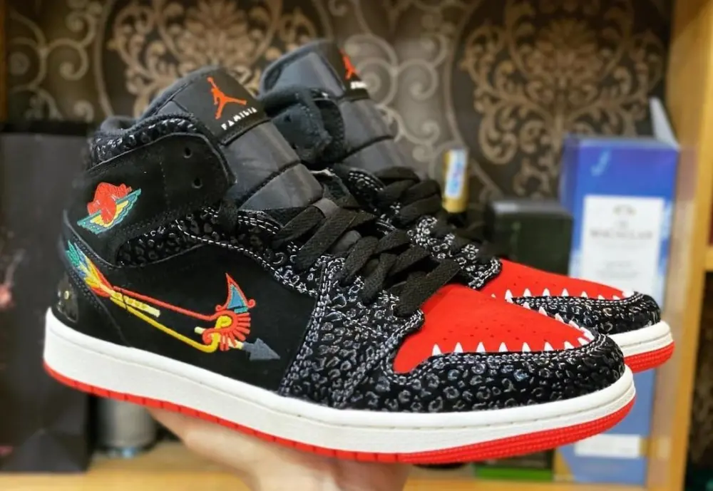 Giày Nike Air Jordan 1 Mid SE 'SiEMPRE Familia' DN4904-001 - Ảnh 5