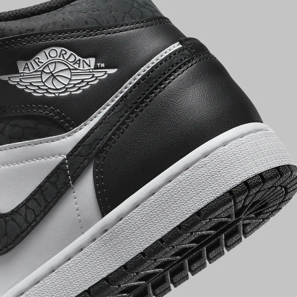 Giày Nike Air Jordan 1 Mid 'Panda Off Noir' FB9911-001 - Ảnh 6