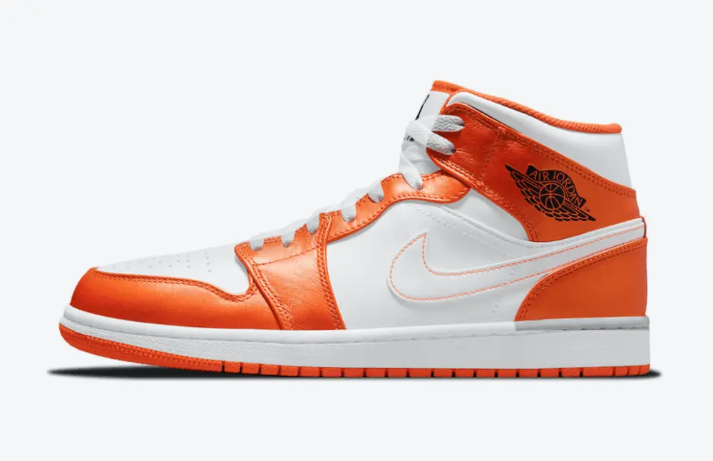Alternative view of Giày Nike Air Jordan 1 Mid SE 'Electro Orange' DM3531-800