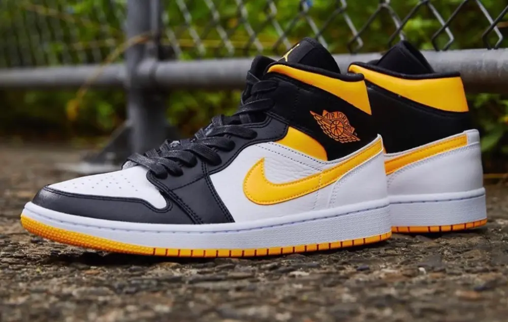 Giày Nike Air Jordan 1 Mid Laser 'Orange x Black' CV5276-107 - Ảnh 5