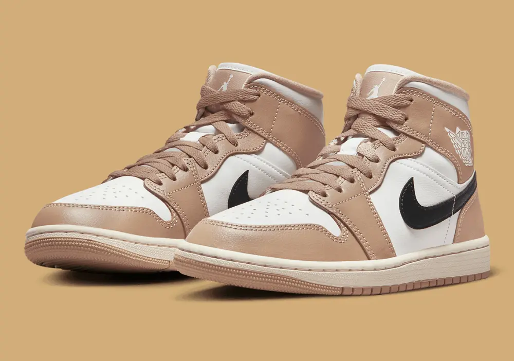 Alternative view of Giày Nike Air Jordan 1 Mid 'Tan Black' BQ6472-103