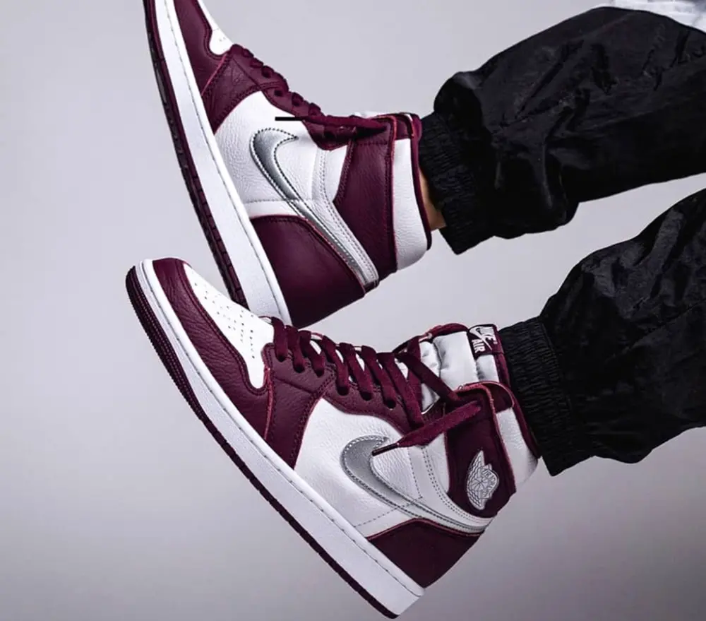 Giày Nike Air Jordan 1 Retro High OG GS 'Bordeaux' 575441-611 - Ảnh 3