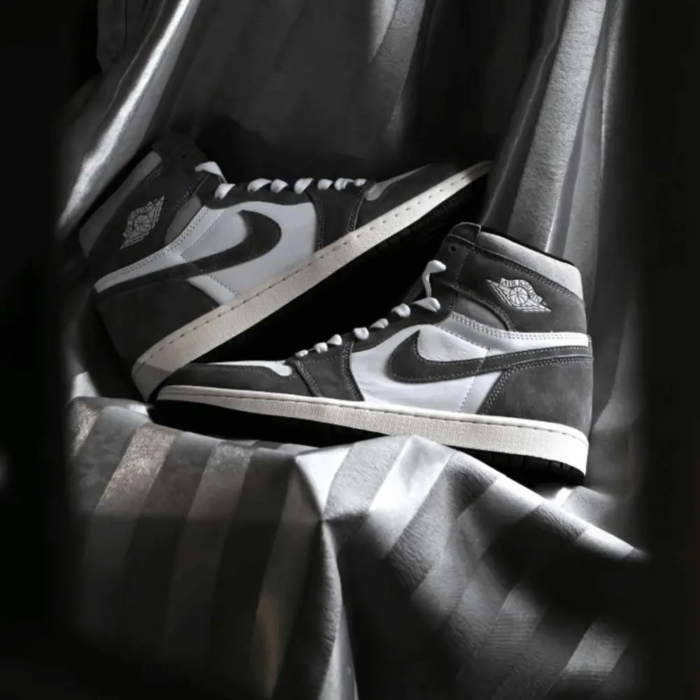 Giày Nike Air Jordan 1 Retro High OG GS 'Washed Black' FD1437-051 - Ảnh 4