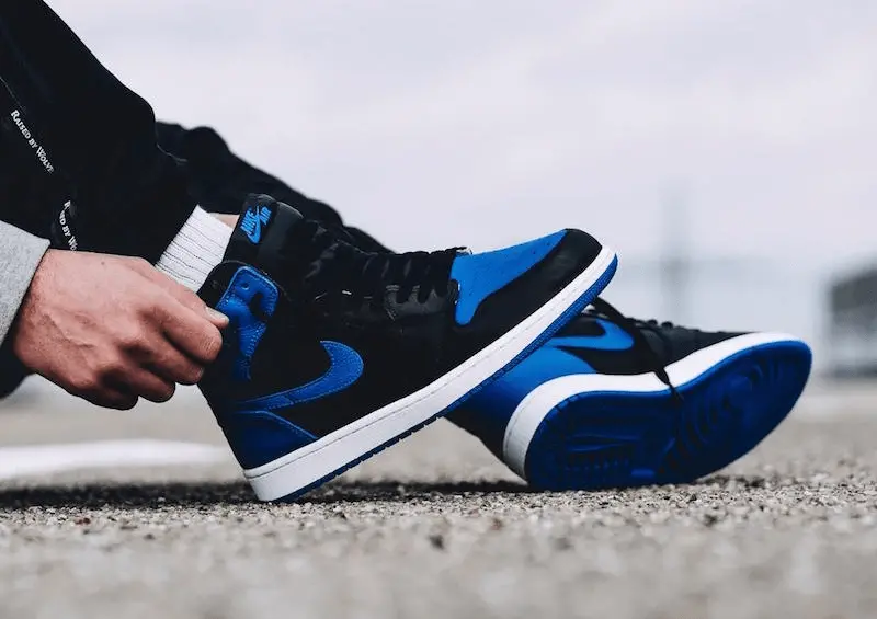 Alternative view of Giày Nike Jordan 1 Retro Royal (2017) 555088-007