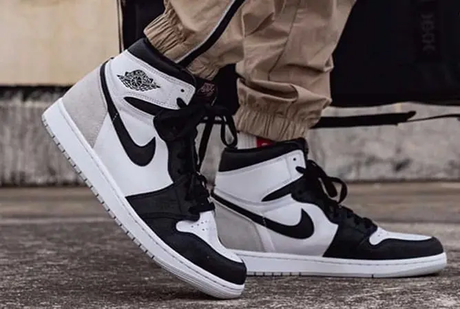 Alternative view of Giày Nike Air Jordan 1 High OG GS 'Stage Haze' 575441-108