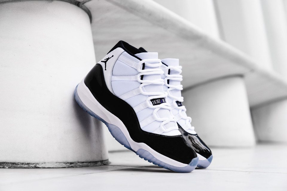Giày Nike Air Jordan 11 Retro 'Concord' 2018 378037-100 - Ảnh 2