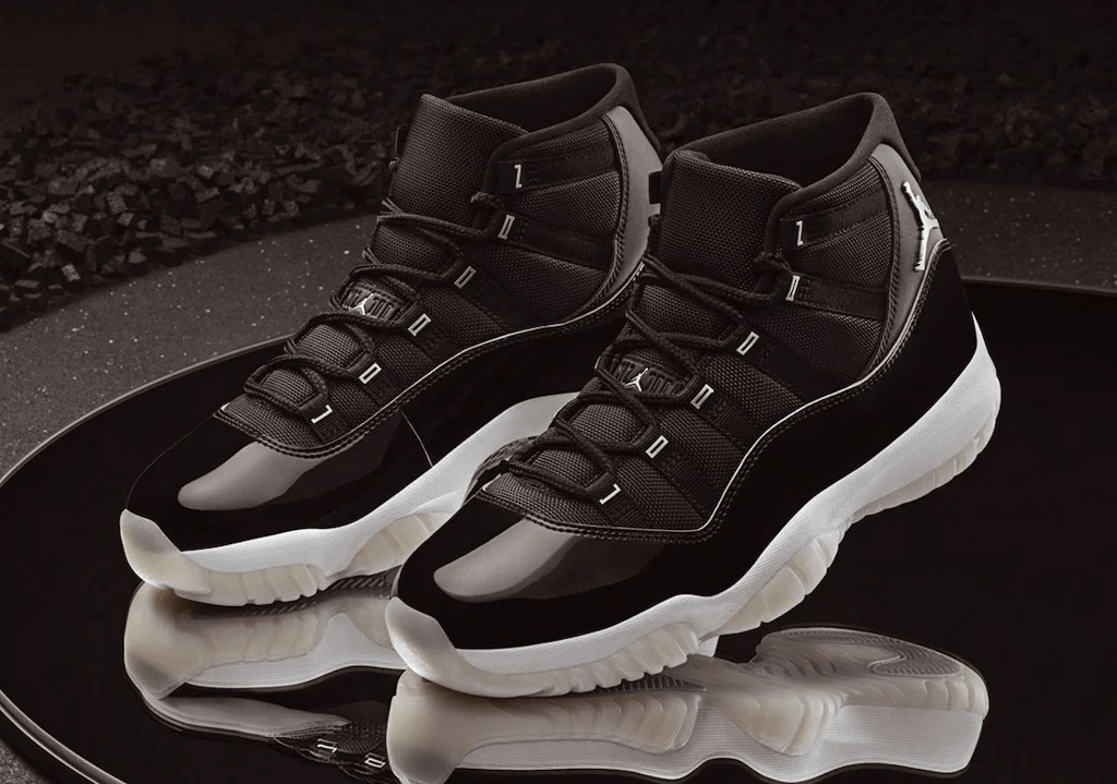 Giày Nike Wmns Air Jordan 11 Retro 'Jubilee 25th Anniversary' AR0715-011 - Ảnh 3