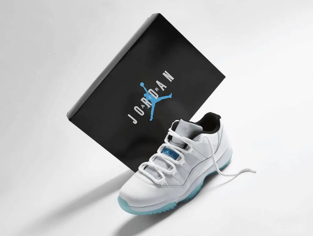 Giày Nike Air Jordan 11 Retro Low 'Legend Blue' AV2187-117 - Ảnh 7