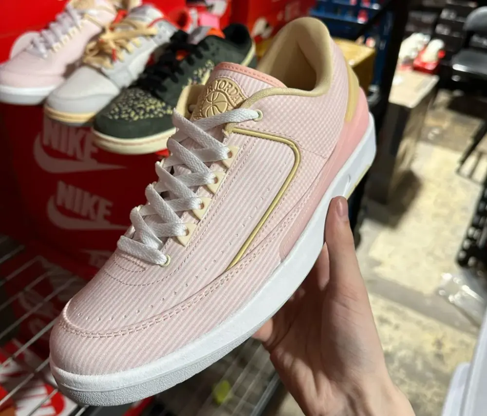 Giày Nike Air Jordan 2 Retro Low 'Craft Seersucker' DX6930-600 - Ảnh 4