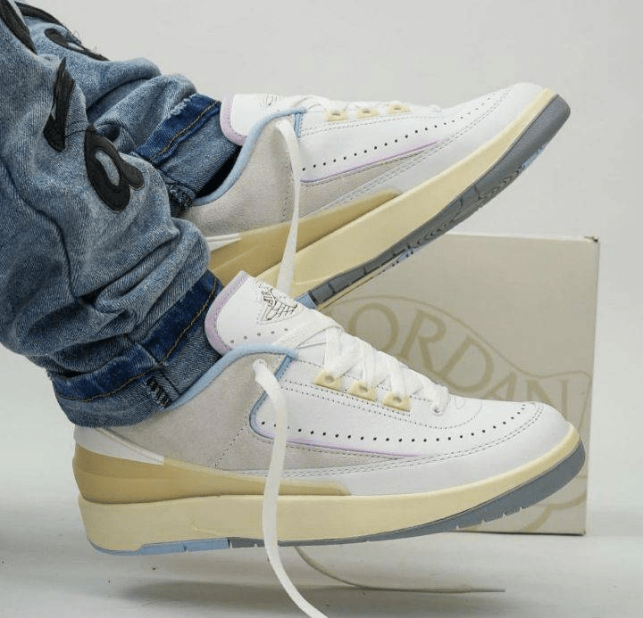 Giày Nike Jordan 2 Retro Low 'Look Up In The Air' DX4401-146 - Ảnh 2