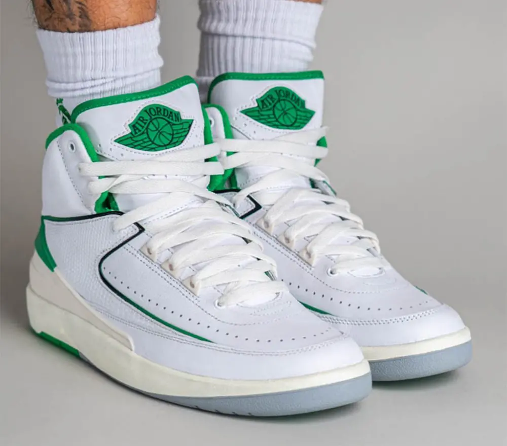 Alternative view of Giày Nike Jordan 2 Retro 'Lucky Green' DQ8562-103
