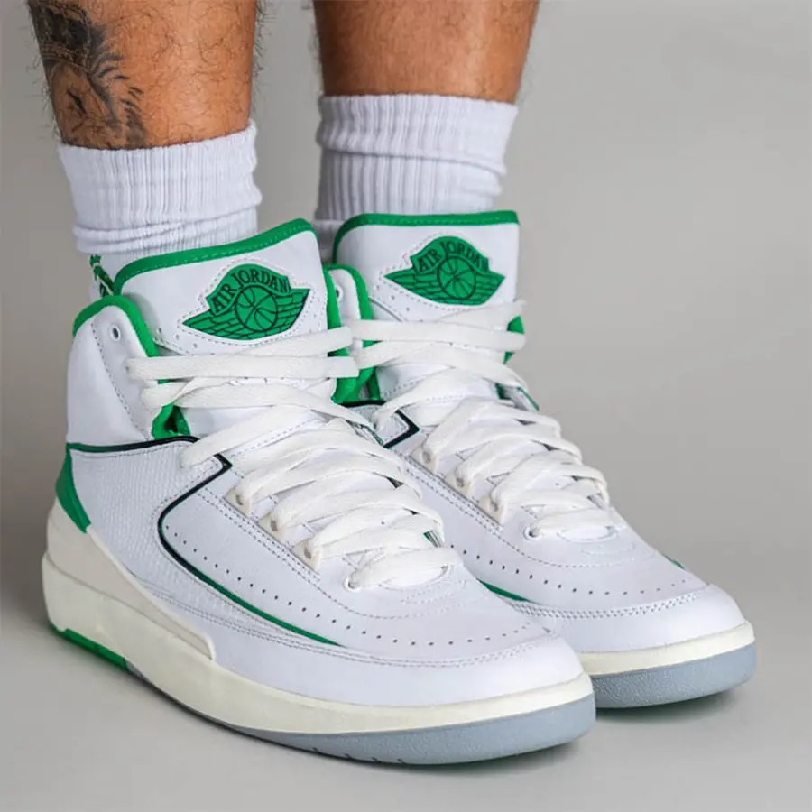 Alternative view of Giày Nike Jordan 2 Retro 'Lucky Green' DR8884-103