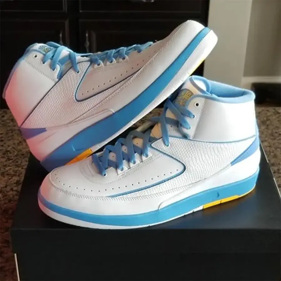Giày Nike Air Jordan 2 Retro 2018 'Melo' 385475-122 - Ảnh 3
