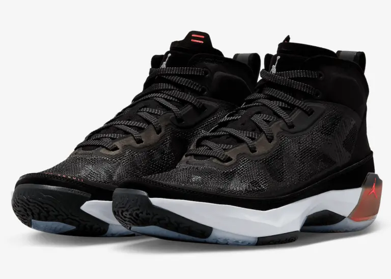 Giày Nike Air Jordan 37 ‘Black Hot Punch’ DD6958-091 - Ảnh 3