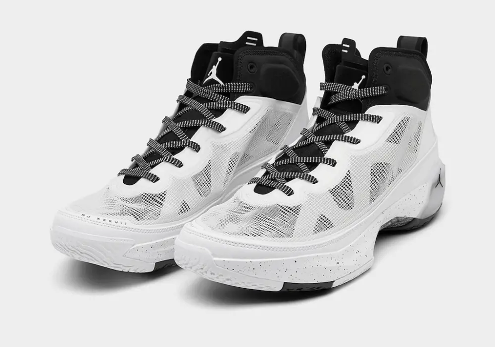 Alternative view of Giày Nike Jordan 37 'Oreo' DD6958-108