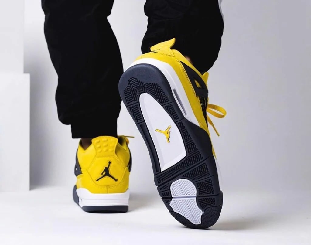 Giày Nike Air Jordan 4 Retro 'Lightning' 2021 CT8527-700 - Ảnh 5