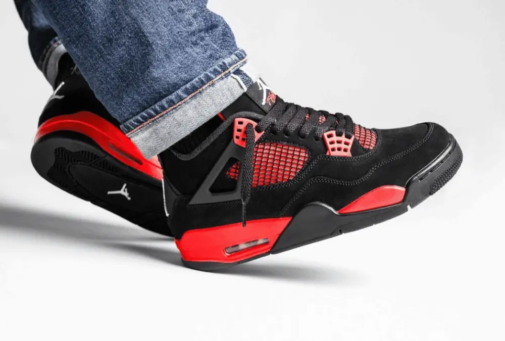 Alternative view of Giày Nike Air Jordan 4 'Red Thunder' CT8527-016