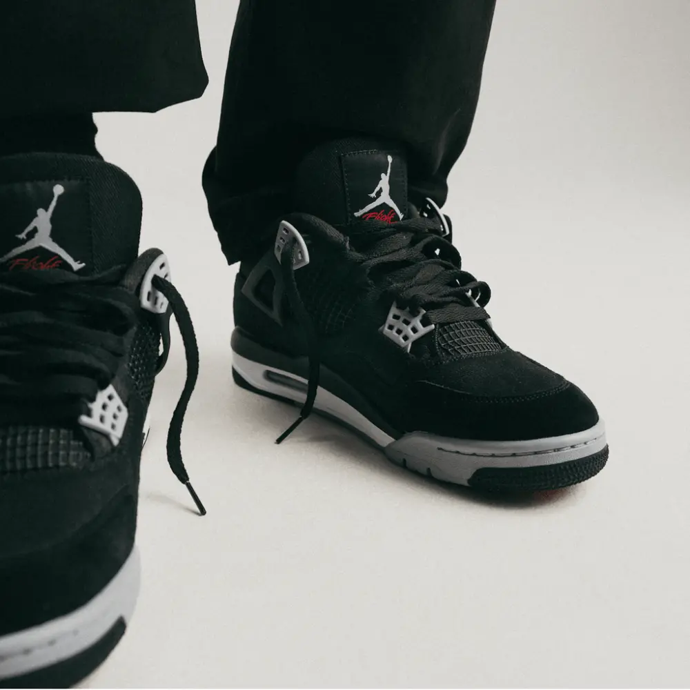 Alternative view of Giày Nike Air Jordan 4 Retro 'Black Canvas' DV0553-006