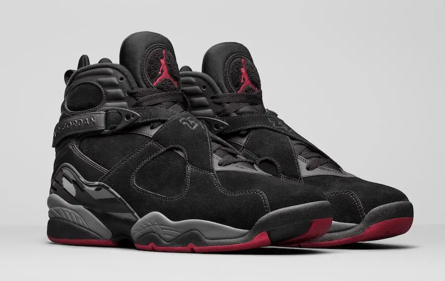Alternative view of Giày Nike Air Jordan 8 Retro GS 'Bred' 305368-022