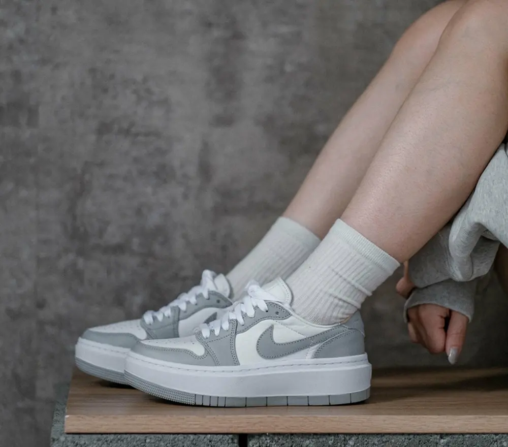 Giày Nike Air Jordan 1 LV8D Elevate 'Wolf Grey' DH7004-100 - Ảnh 3
