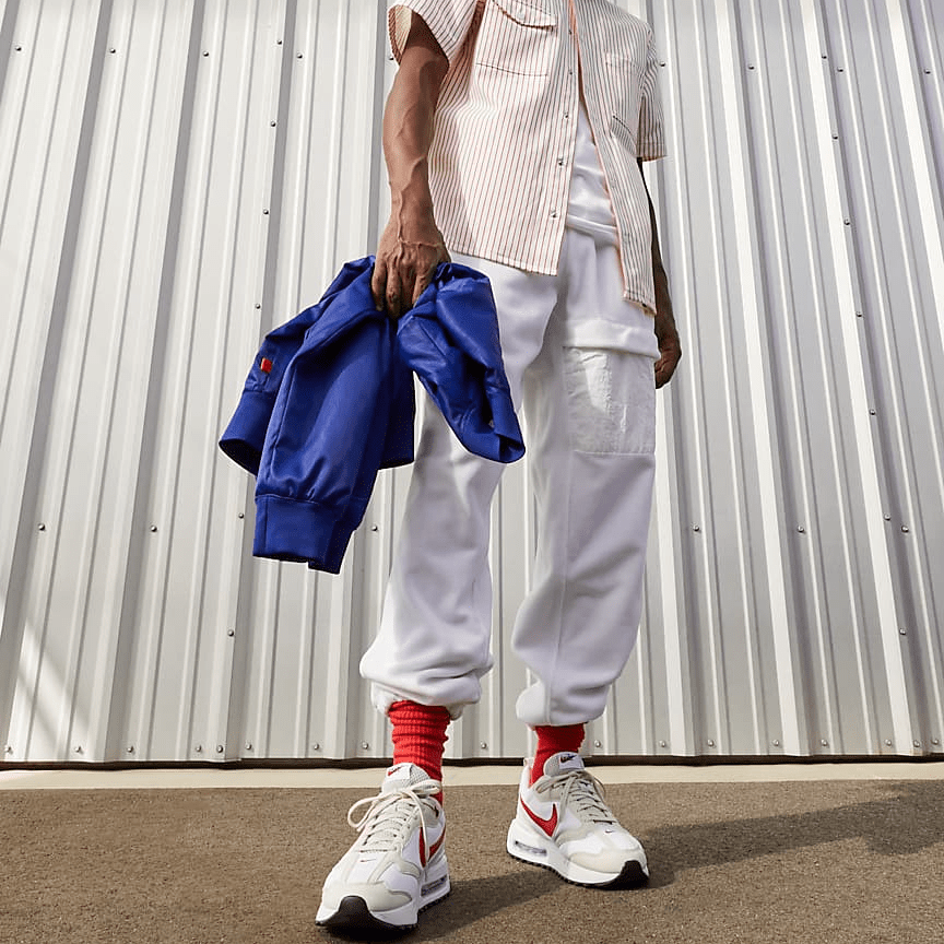 Giày Nike Air Max Dawn 'Light Bone University Red' DQ3991-100 - Ảnh 5