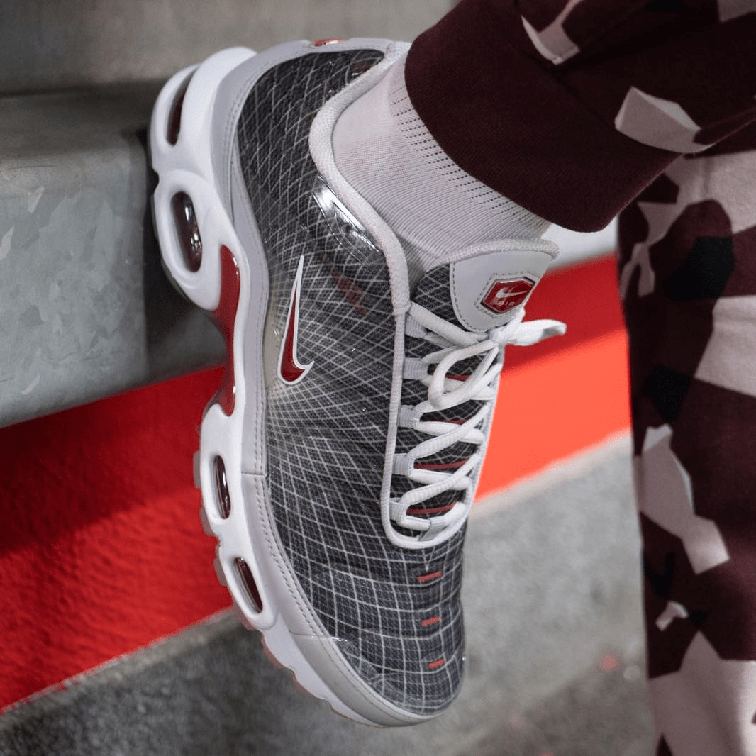 Giày Nike Air Max Plus Wave Grid Grey BV1983-001 - Ảnh 4