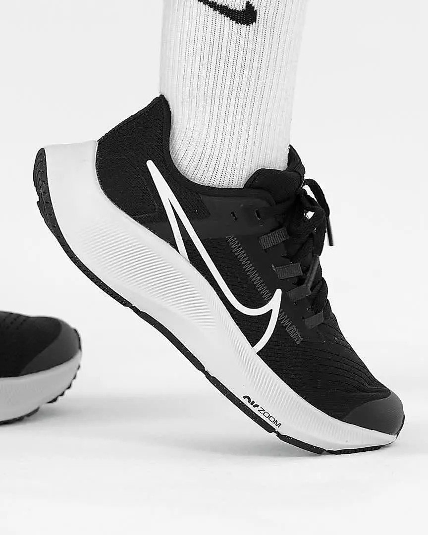 Giày Nike Air Zoom Pegasus 38 Younger/Older Kids' Road Running CZ4178-002 - Ảnh 4