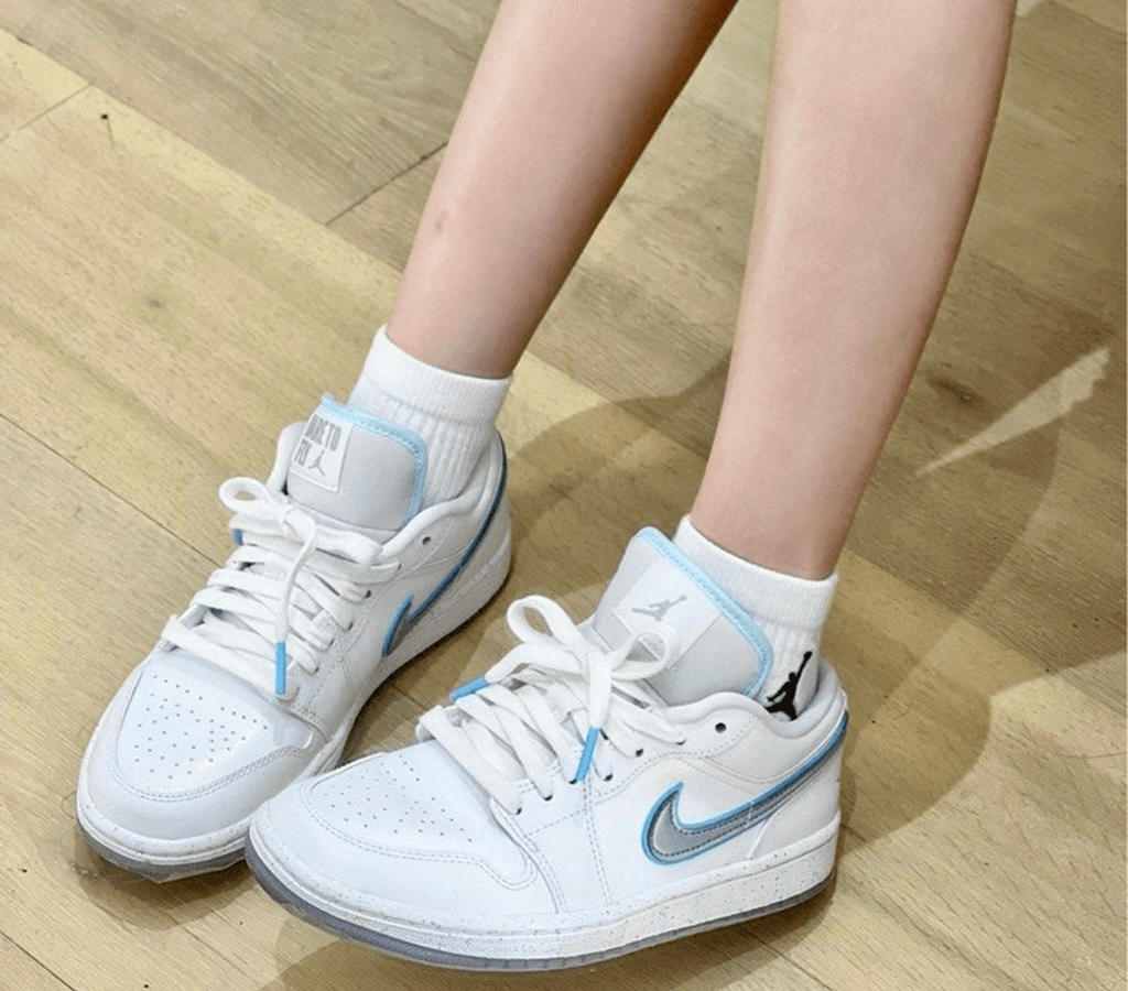 Giày Nike Air Jordan 1 Low SE 'Dare To Fly' FB1874-101 - Ảnh 2